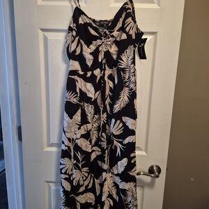 Elegant Black and Cream Floral Maxi Dress
